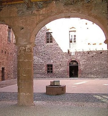 Visite libre du château de Saint-Izaire