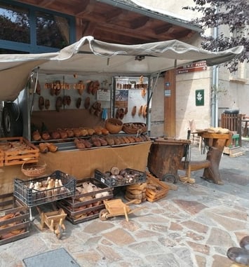 Démonstration du sabotier