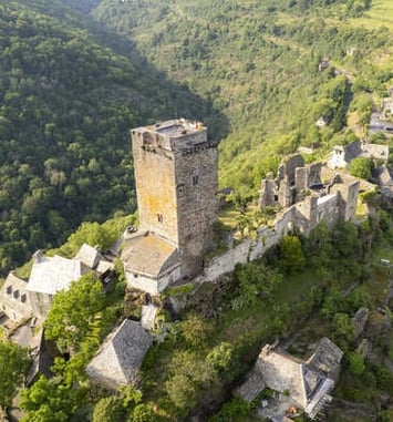 Suivez le guide au Château de Valon