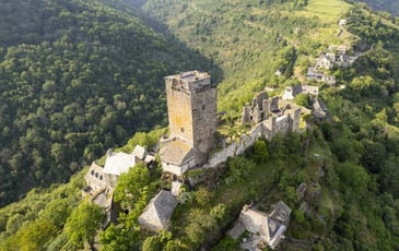 Suivez le guide au Château de Valon