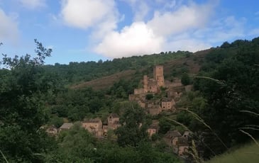Profitez d'une visite guidée dans l'un des « Plus Beaux Villages de France »