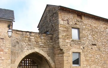 Visite guidée du village fortifié de Vimenet