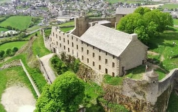 Visite libre de la cité médiévale et de son château