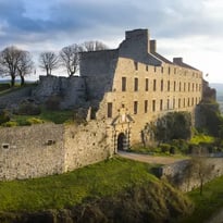 Visite guidée de la cité médiévale de Sévérac et de son château perché