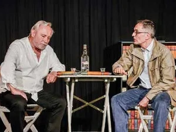 Théâtre : "Variations énigmatiques"