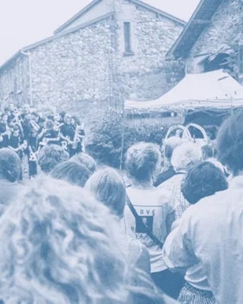 Lectures, rencontres, concerts, repas et surprises... à Querbes La Fête des 30 ans